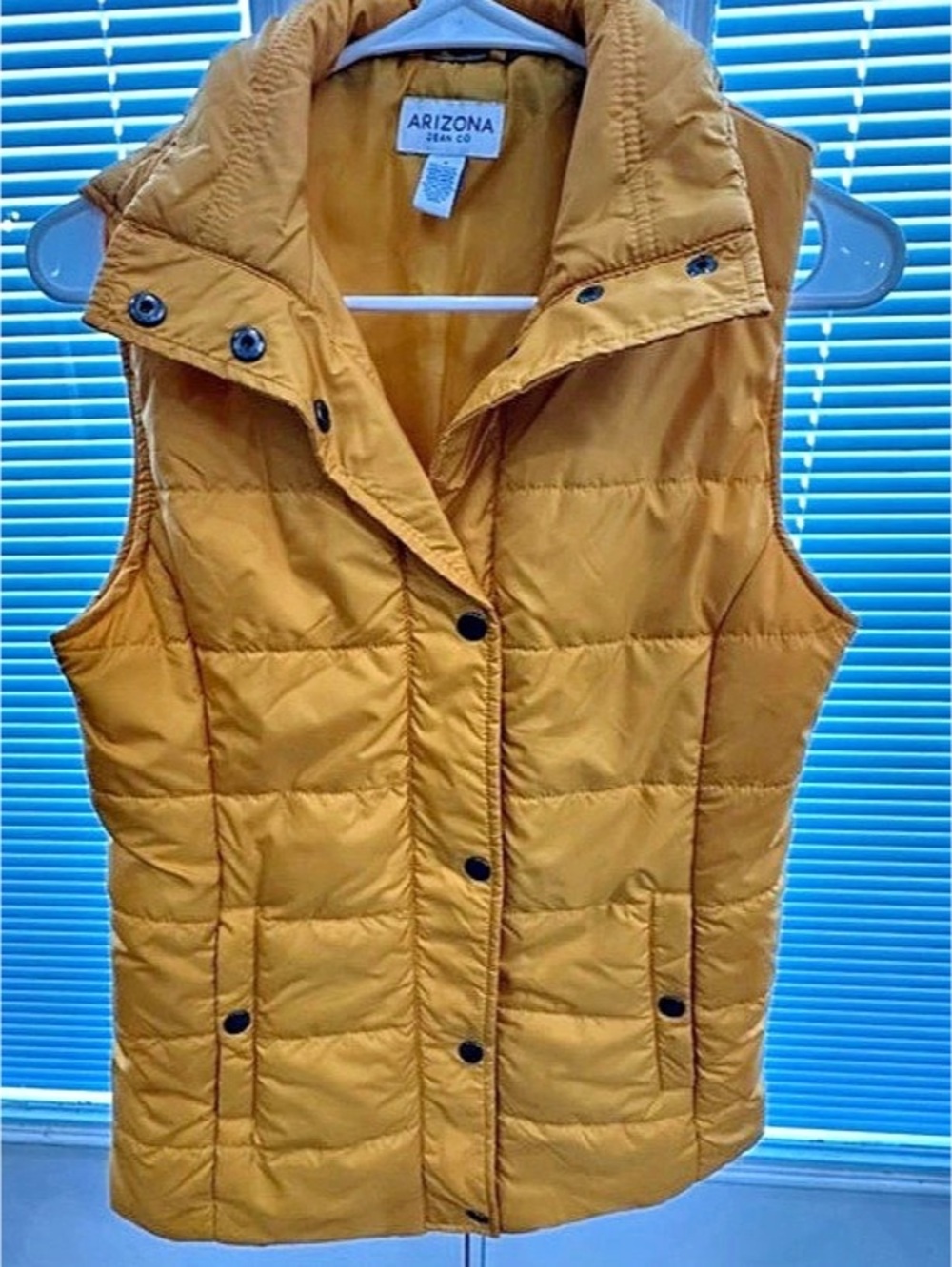 Arizona Jean Co Hooded Quilted Vest and